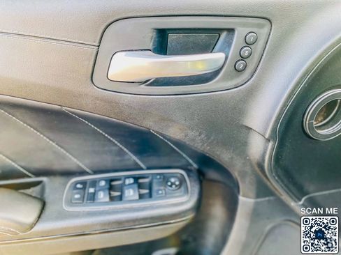 Used 2019 Dodge Charger SXT w/ Plus Group image 18