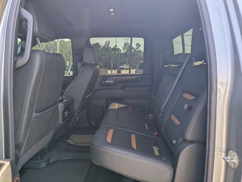 Used 2024 GMC Sierra 2500 AT4 w/ Technology Package AWD/4WD image 15