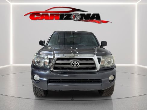 Used 2010 Toyota Tacoma PreRunner RWD image 2