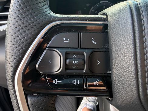 Used 2023 Toyota Tundra Platinum image 26