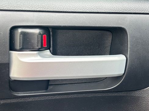 Used 2018 Toyota Tundra Limited image 8