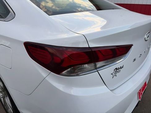 Used 2018 Hyundai Sonata Sport image 18