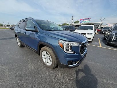Used 2024 GMC Terrain SLE w/ Driver Convenience Package