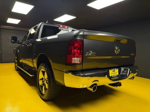 Used 2018 RAM 1500 Big Horn AWD/4WD image 3