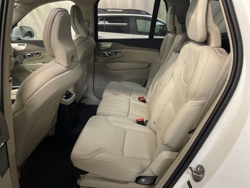 Certified 2024 Volvo XC90 T8 Ultimate AWD/4WD image 21