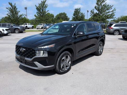 Used 2021 Hyundai Santa Fe SE AWD/4WD image 4
