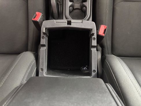 Used 2019 Jeep Wrangler Unlimited Sport AWD/4WD image 34