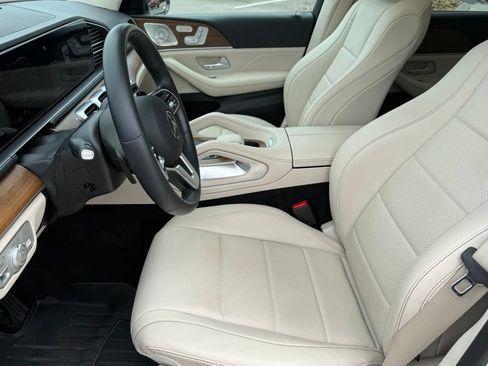 Used 2023 Mercedes-Benz GLE 450 4MATIC w/ AMG Line Exterior image 15