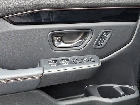 Certified 2025 Honda Pilot TrailSport image 14