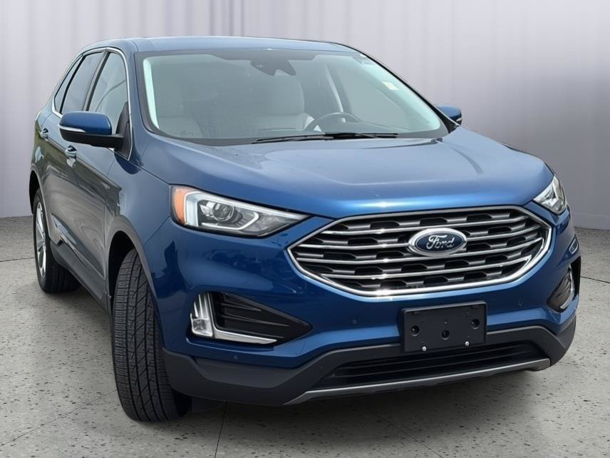 Used 2021 Ford Edge Titanium w/ Cargo Accessory Package FWD image 26