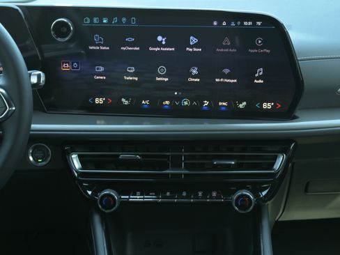 New 2026 Chevrolet Traverse LT FWD image 16