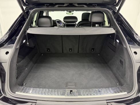 Used 2022 Porsche Cayenne Platinum Edition AWD/4WD image 66
