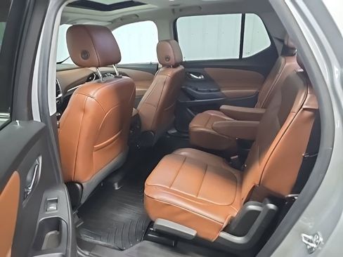 Used 2018 Chevrolet Traverse High Country image 31