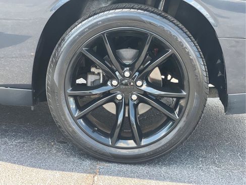 Used 2016 Dodge Challenger SXT Plus RWD image 28