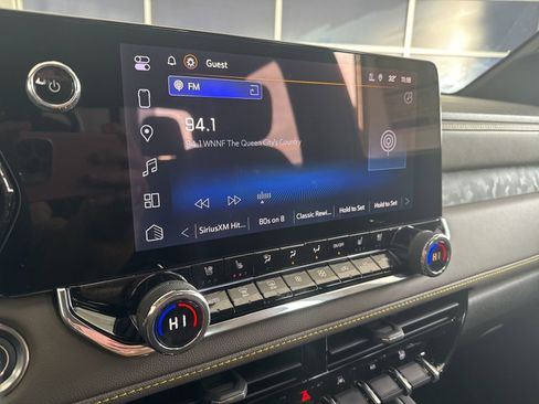 New 2026 Chevrolet Colorado ZR2 w/ ZR2 Bison Edition image 28