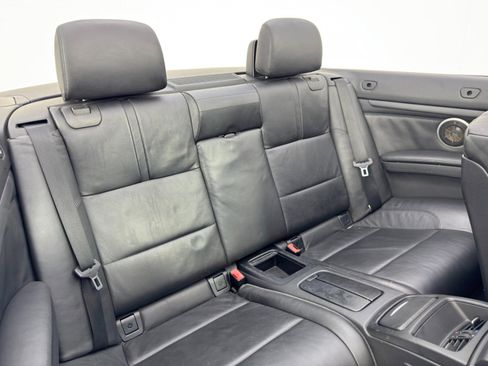 Used 2011 BMW M3 Convertible image 33