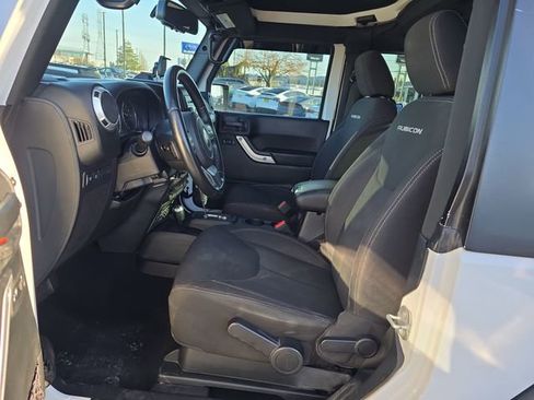 Used 2018 Jeep Wrangler Rubicon w/ Power Convenience Group AWD/4WD image 14