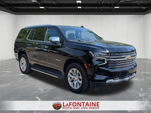 Used 2024 Chevrolet Tahoe Premier AWD/4WD image 2