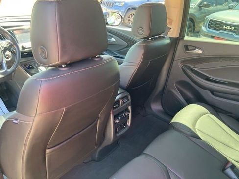 Used 2017 Buick Envision Essence FWD image 22