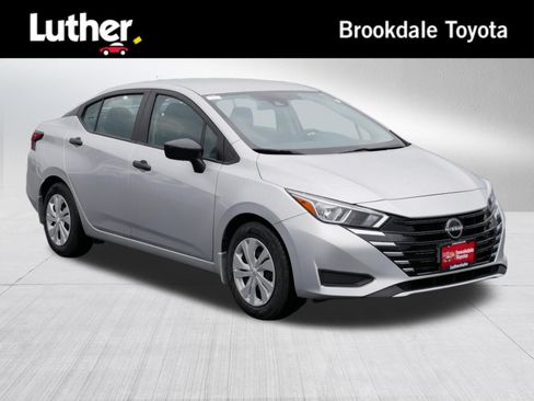 Used 2024 Nissan Versa S w/ Trunk Package FWD image 1