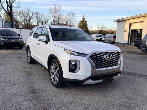 Used 2020 Hyundai Palisade SEL w/ Premium Package image 4