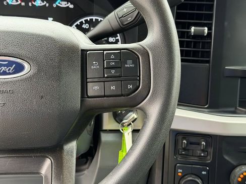 Used 2025 Ford F250 XLT AWD/4WD image 12