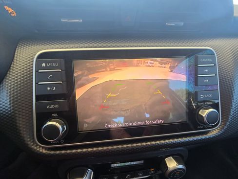 Used 2018 Nissan Kicks SV FWD image 37