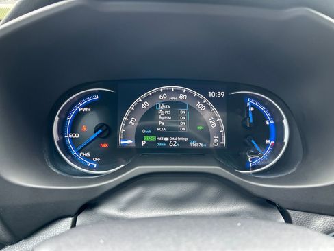 Used 2021 Toyota RAV4 XSE AWD/4WD image 9