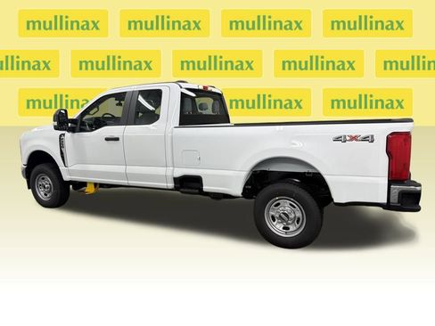 New 2026 Ford F250 XL w/ XL Chrome Package image 10