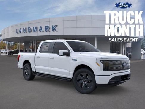 New 2025 Ford F150 Lightning Lariat w/ Max Trailer Tow Package image 7