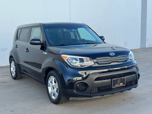 Used 2019 Kia Soul image 3