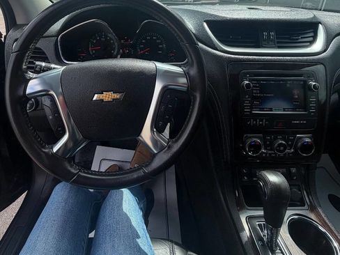 Used 2016 Chevrolet Traverse LT AWD/4WD image 23