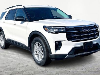 New 2026 Ford Explorer Active w/ Active Comfort Package