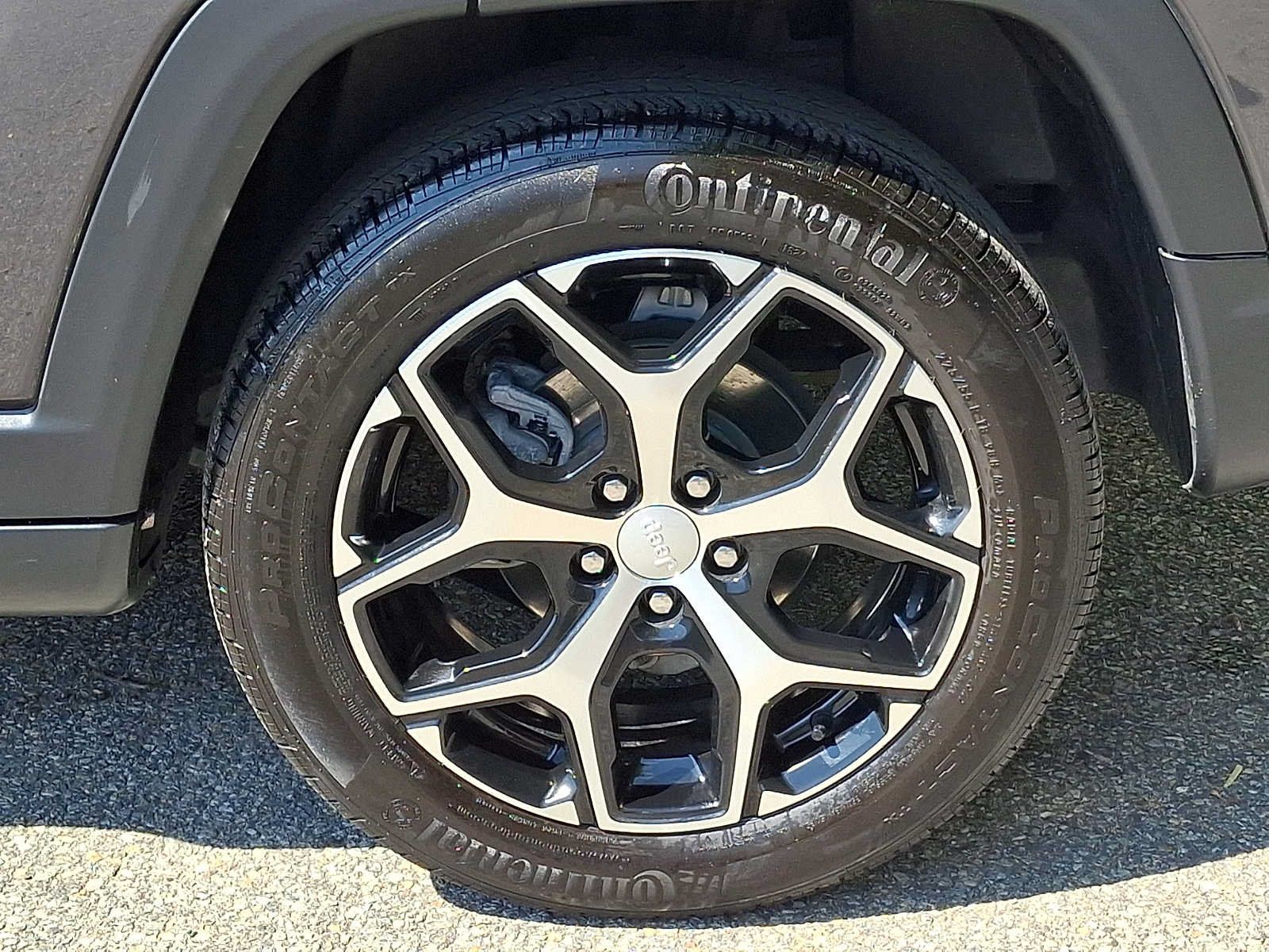 Used 2024 Jeep Compass Limited AWD/4WD image 7