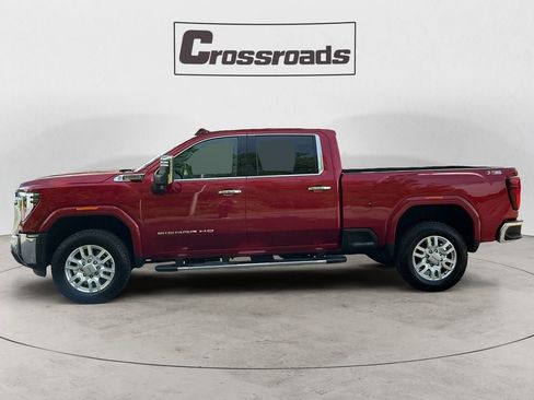 Used 2024 GMC Sierra 3500 SLT w/ SLT Premium Package image 2