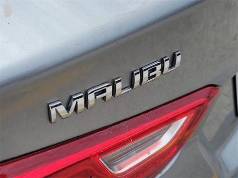 Used 2024 Chevrolet Malibu LT image 6