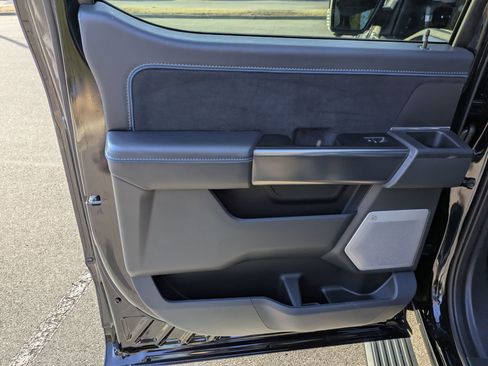 Certified 2025 Ford F150 Platinum w/ Equipment Group 702A High image 33