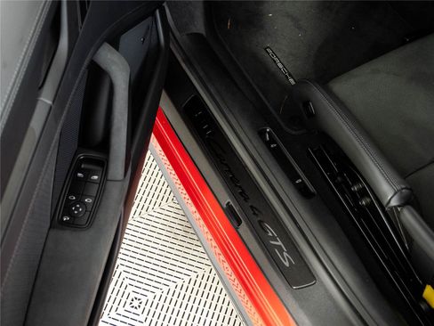 Certified 2025 Porsche 911 Carrera 4 GTS AWD/4WD image 8