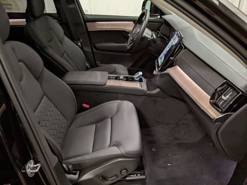 New 2026 Volvo XC90 B6 Plus image 22