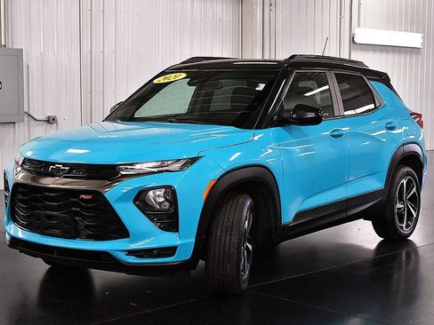 Used 2021 Chevrolet TrailBlazer RS w/ Convenience Package image 3