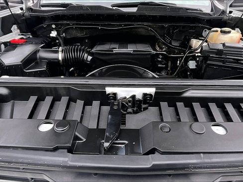 Used 2024 Chevrolet Silverado 2500 Custom w/ Custom Value Package image 10