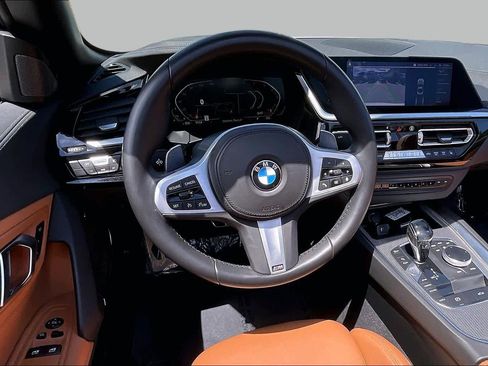 Used 2019 BMW Z4 sDrive30i w/ M Sport Package RWD image 5