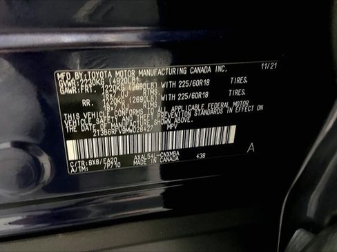 Used 2021 Toyota RAV4 XLE Premium AWD/4WD image 43