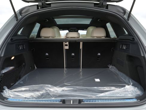 New 2026 Mercedes-Benz GLC 300 4MATIC image 18