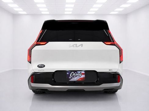 Used 2024 Kia EV9 GT-Line AWD/4WD image 10