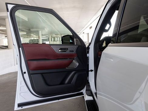 Used 2025 INFINITI QX80 Autograph AWD/4WD image 15