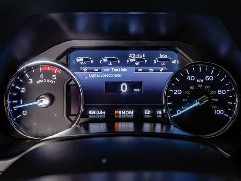 Used 2021 Ford F450 Platinum w/ FX4 Off-Road Package AWD/4WD image 17