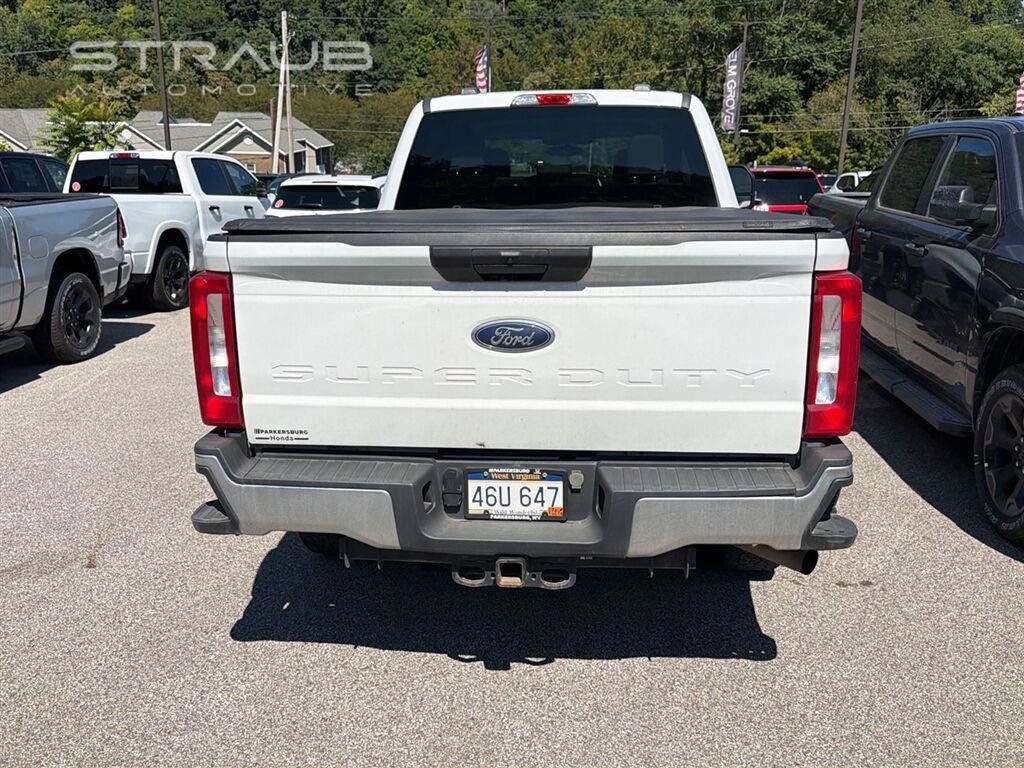 Used 2024 Ford F250 XLT AWD/4WD image 9
