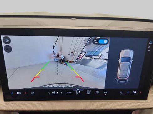 New 2025 Ford Explorer Active w/ Active Comfort Package image 16