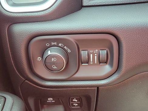 New 2026 RAM 1500 Big Horn AWD/4WD image 23